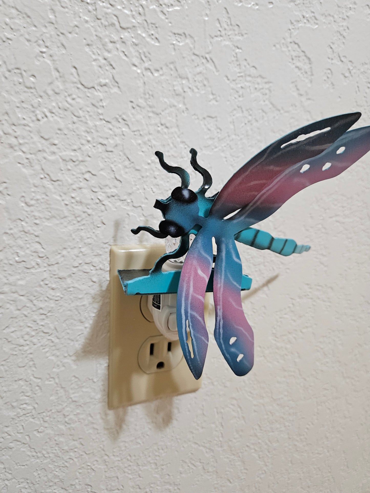 Dragonfly Art in the form of a 3D Night Light made out of Durable Steel