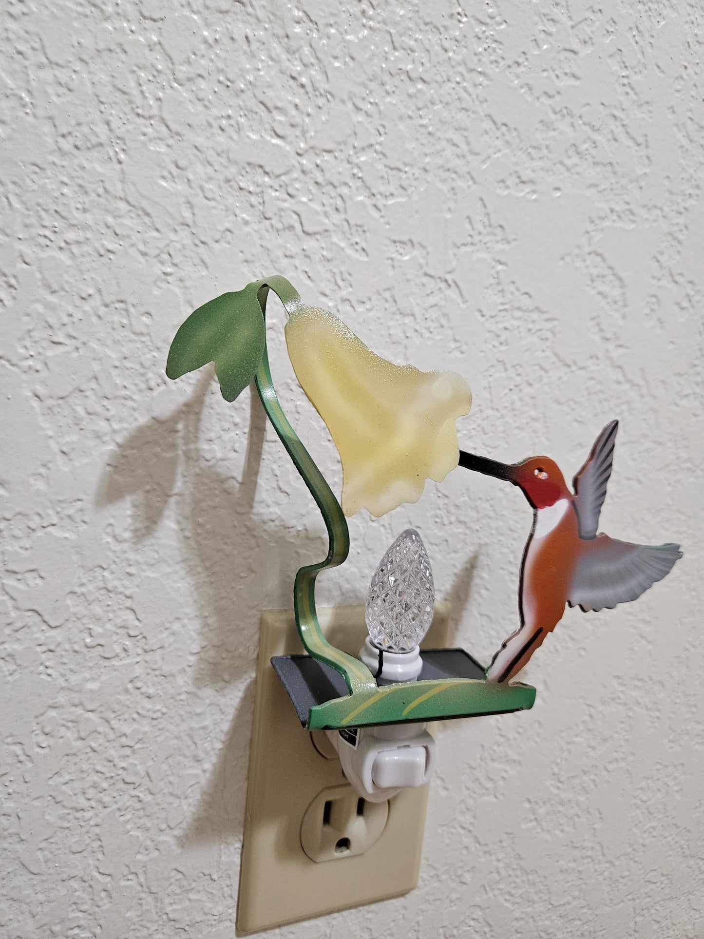 Rufous Hummingbird Feeding from a Yellow Trumpet Flower- Night Light- Made from durable, Hand-painted steel
