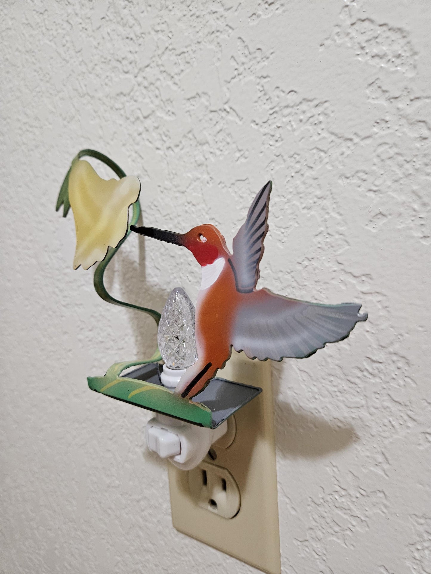 Rufous Hummingbird Feeding from a Yellow Trumpet Flower- Night Light- Made from durable, Hand-painted steel